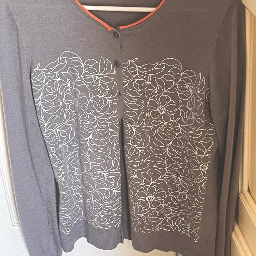 YAL full button spring/fall cardigan